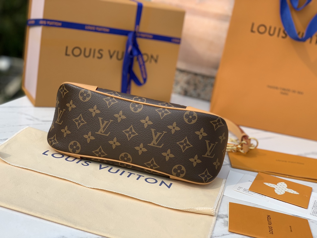 🌼 m45832尺寸：29 x 16 x 9.5 cm🇭🇰香港贸易公司订单！！2021ss——多功能的L