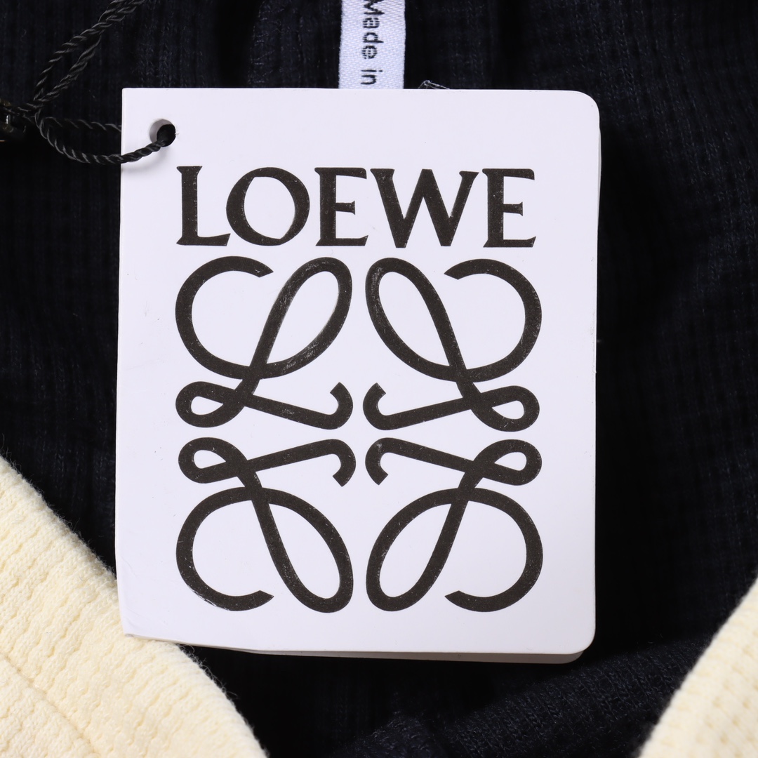 190 Loewe/罗意威 23ss 徽标刺绣拼色华夫格短裤