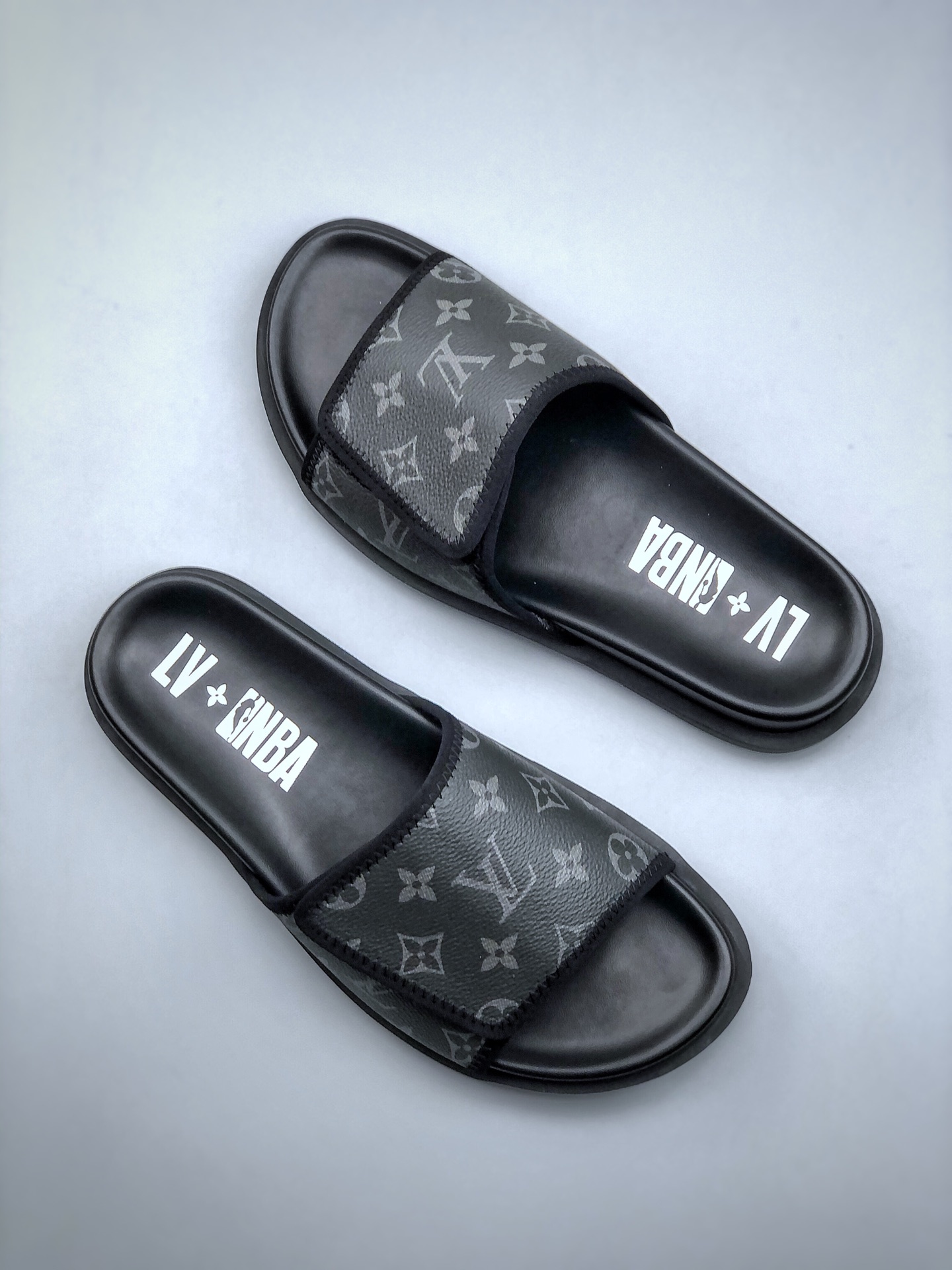 LV Louis Vuitton L's monogram embossed slippers return this season with a new Waterfront sandal