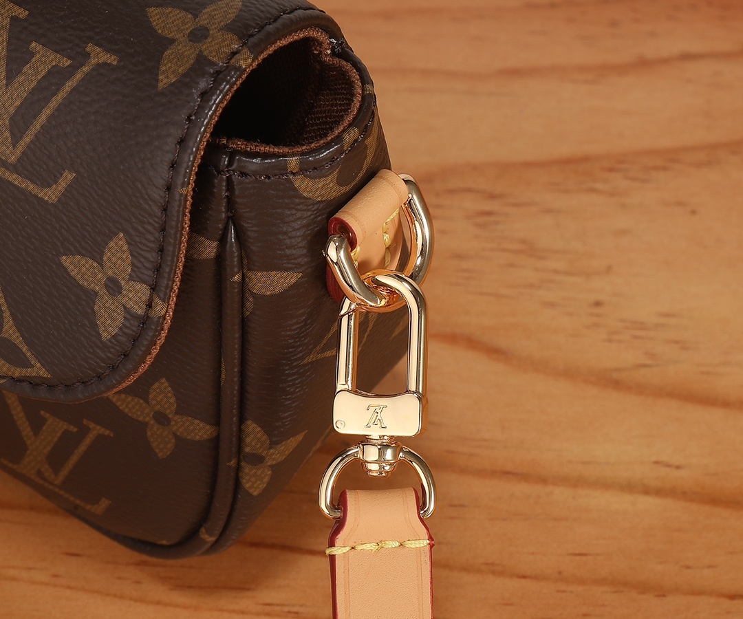 ‼️顶级原单、加强版‼️Wallet On Chain Ivy 手袋取材 Monogram 帆布,灵感源