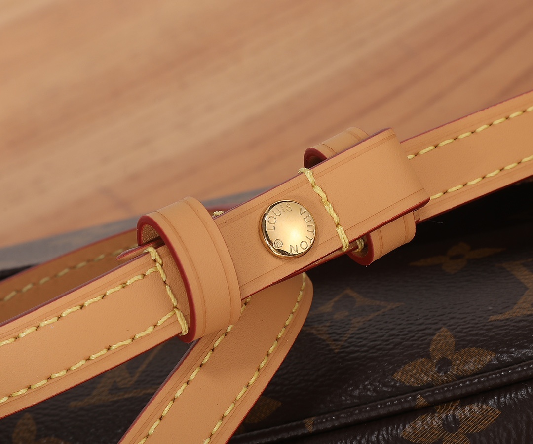 ‼️顶级原单、加强版‼️Wallet On Chain Ivy 手袋取材 Monogram 帆布,灵感源