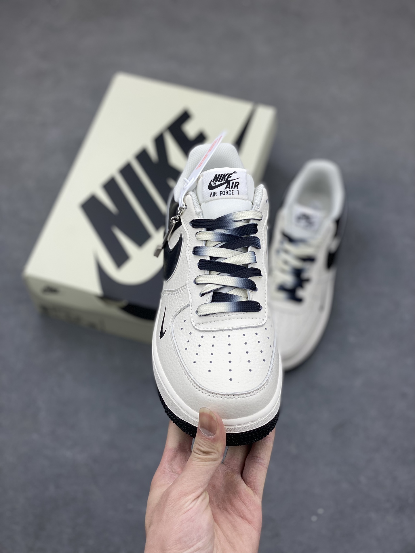 Nike Air Force 1 '07 Low Sneakers - Original Design & Comfort 3 i1681769627 5346 1