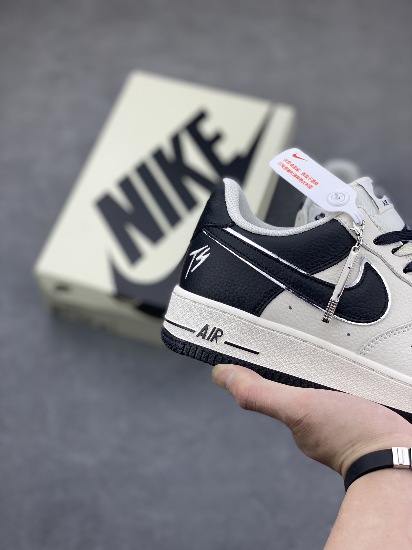 Nike Air Force 1 '07 Low Sneakers - Original Design & Comfort 6 i1681769627 7154 4