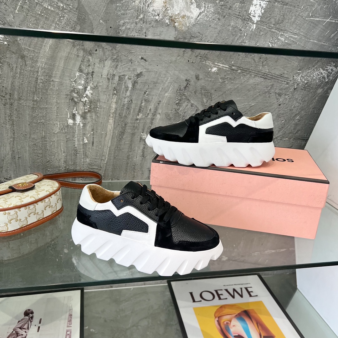“700 Ounces Acne Thick-Skinned Shoes with English Wind Collage Design (Sizes 35-40)” - 图片 7