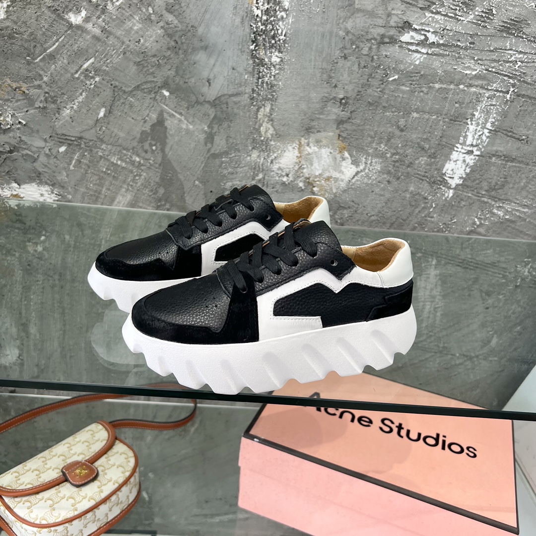 “700 Ounces Acne Thick-Skinned Shoes with English Wind Collage Design (Sizes 35-40)” - 图片 2