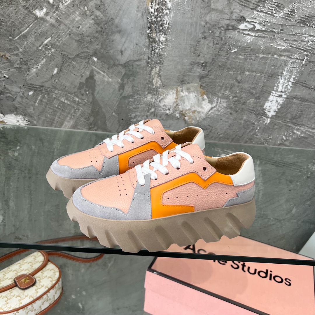 “700 Ounces of Thick-Skinned Recreational Shoes with English Wind Collages” - 图片 2