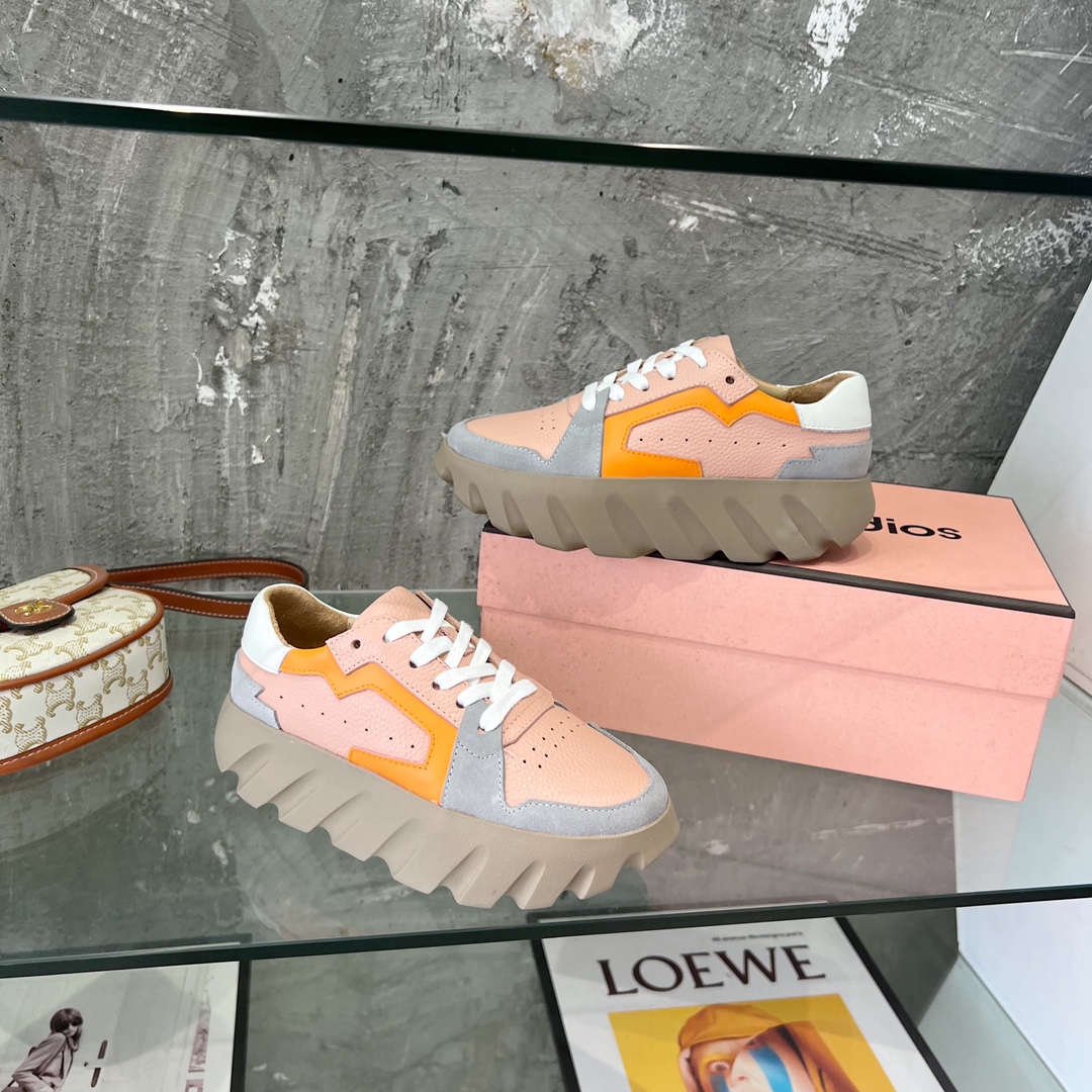 “700 Ounces of Thick-Skinned Recreational Shoes with English Wind Collages” - 图片 7