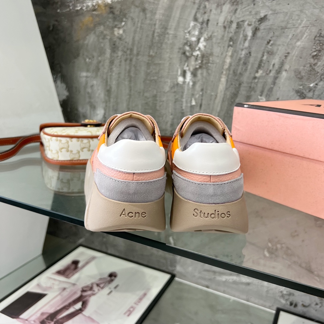 “700 Ounces of Thick-Skinned Recreational Shoes with English Wind Collages” - 图片 8