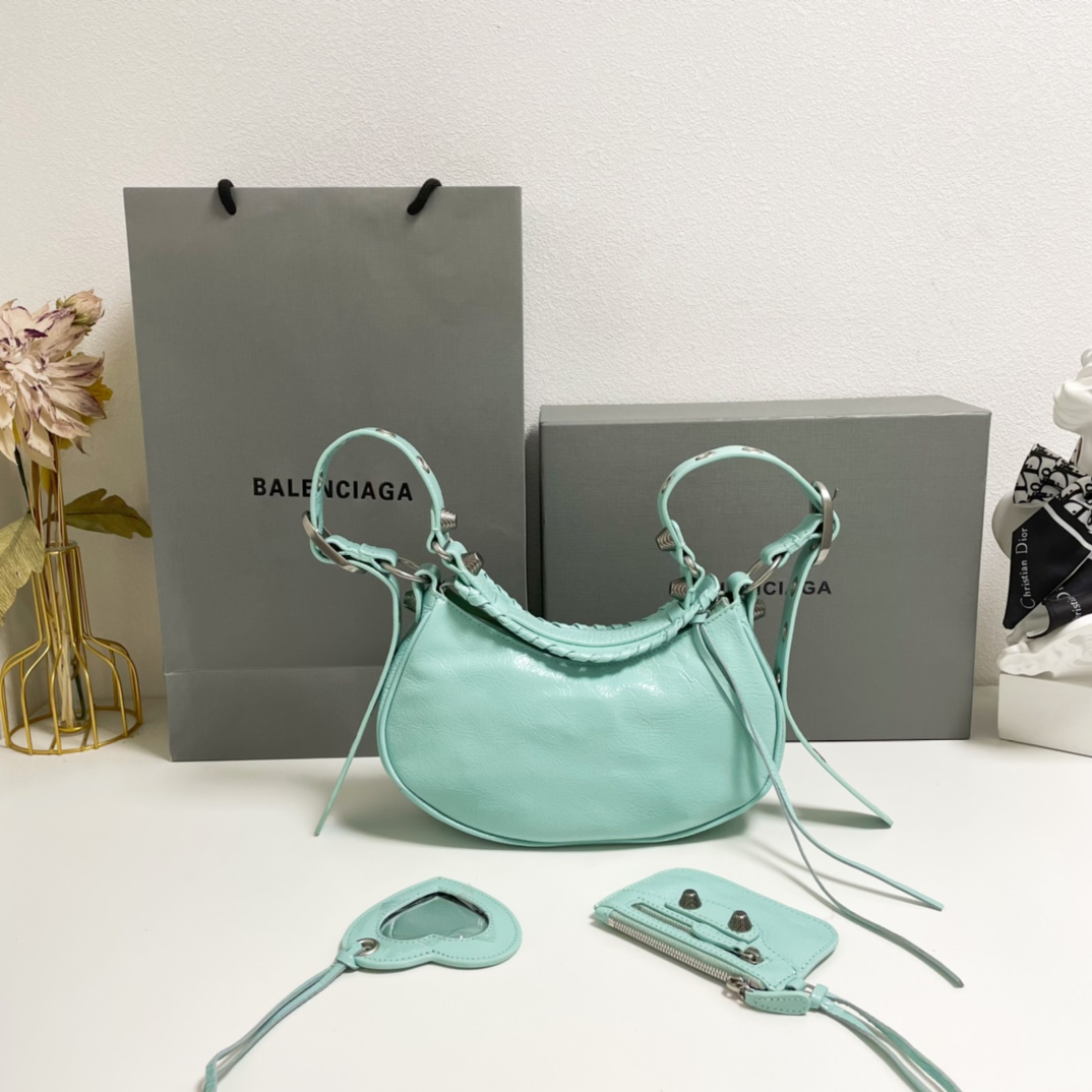 Balenciaga Classic Handcrafted Luxury Leather Shoulder Bag Ref.542EDB59 3