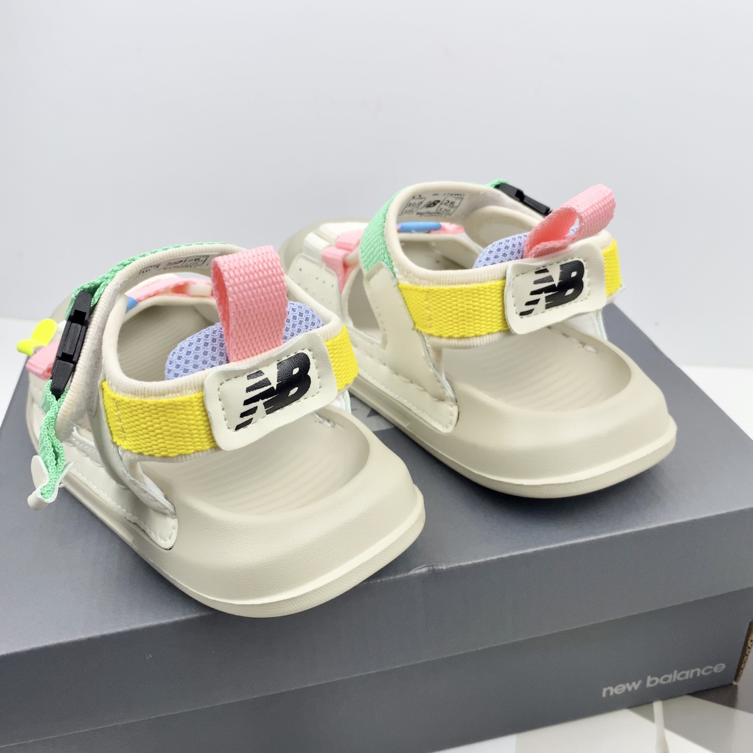图片[8]-💘New Blance包头魔术贴童鞋男女童官网夏款最新上市💝💲 🛵NB 包头双车线车边彩色三带休闲户外沙滩鞋凉鞋🚘 💖夏季韩版防滑防踢软底透气新概念户外潮鞋凉鞋🎈 🍒颜色：黑色，兰色，红色 号码：26-35码-选品中心