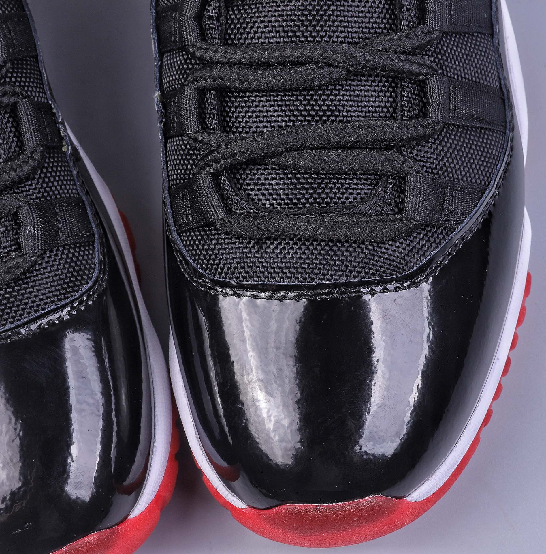 Air Jordan 11 Retro Low ”Black Red” 528895-012