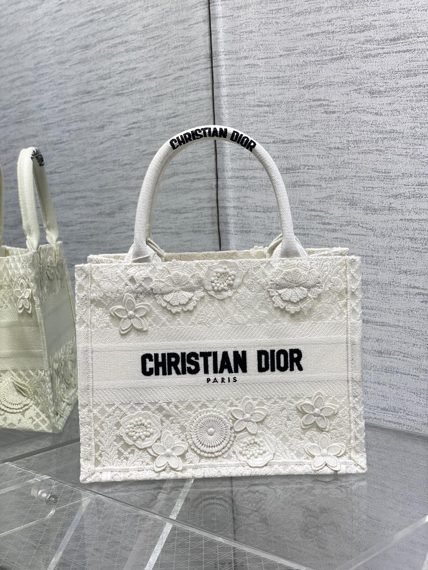 Dior Tote Bags Quality Replica
 Embroidery Vintage