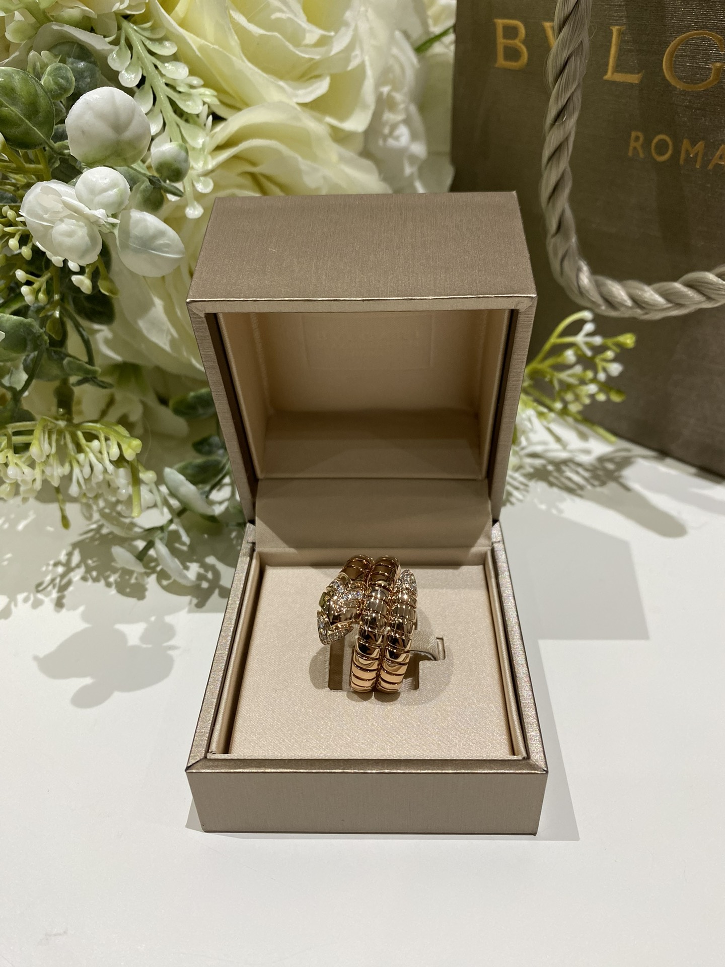 Bvlgari ring