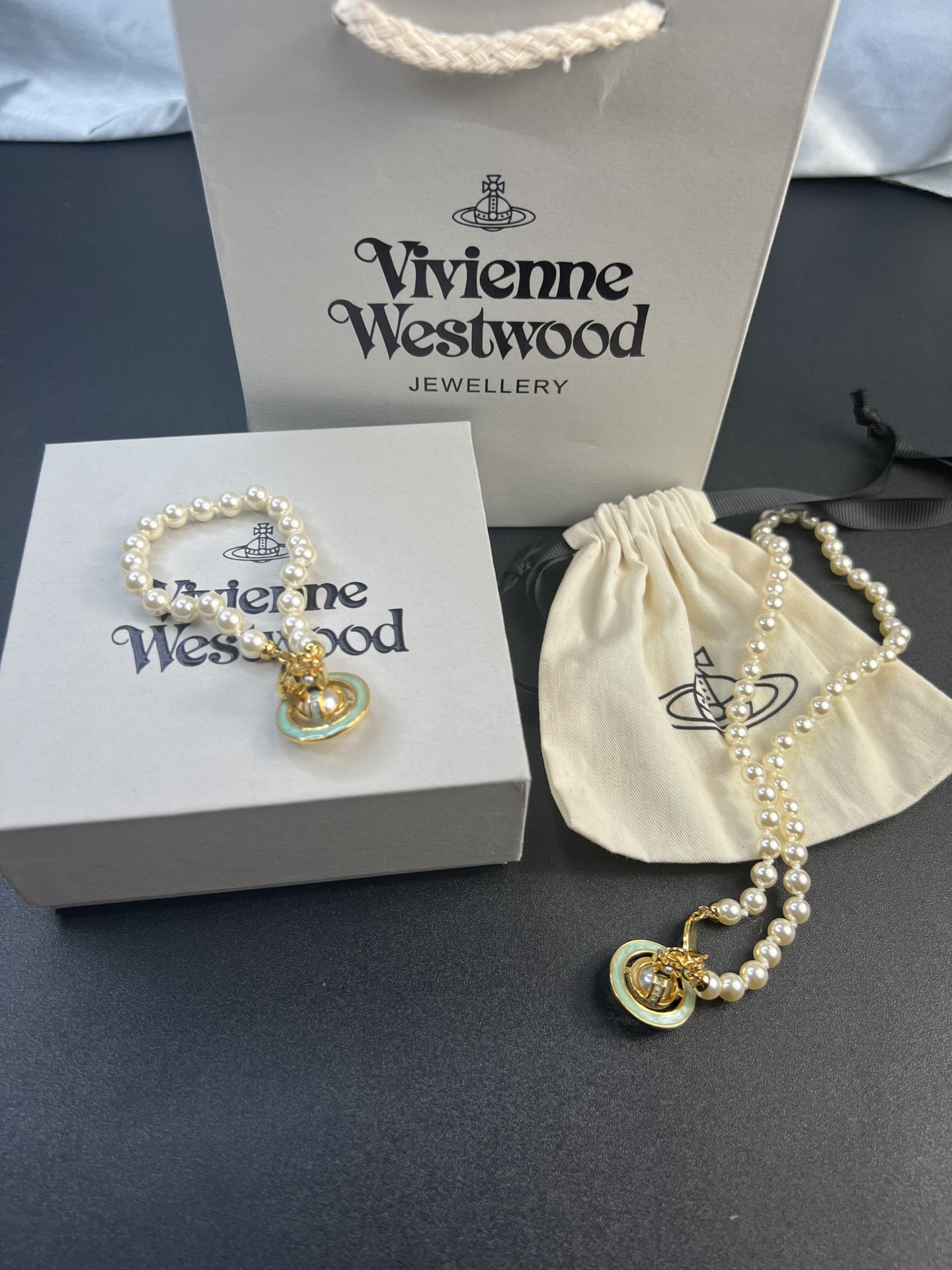 NO:103426,90 necklaces 80 bracelets, Queen Mother Green Glue Pearl Necklace Bracelets, Gold, One Asian Gold Material, Queen Mother Necklaces, Queen Mother Bracelets, Necklace, Bracelet, Gold1986090990项链80手链西太后绿胶珍珠项链手链黄金色一亚金材质,西太后项链西太后手链,necklace,bracelet,gold,Jewelry