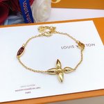 Louis Vuitton Jewelry Bracelet Necklaces & Pendants Best AAA+
 Yellow Brass