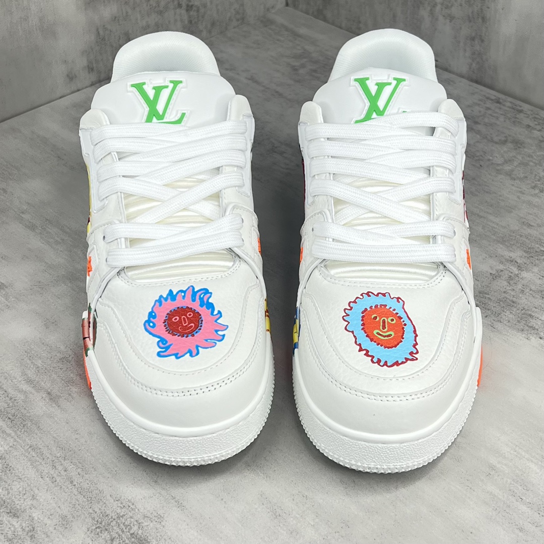 新款上架 Louis*Vuitto* 草间弥生联名 LV Trainer 最新款 大底和面料私模 绝对下血本费心思的一款鞋子 4