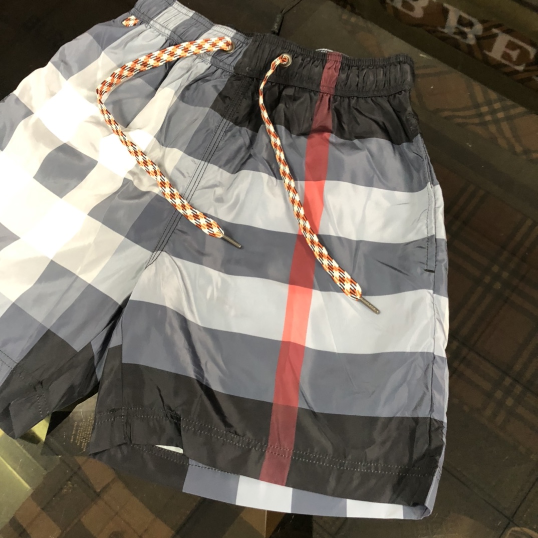 버버리 남성 반바지 136789 Burberry Shorts 썸네일 이미지