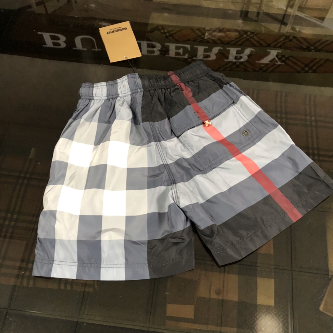 버버리 남성 반바지 136789 Burberry Shorts 썸네일 이미지