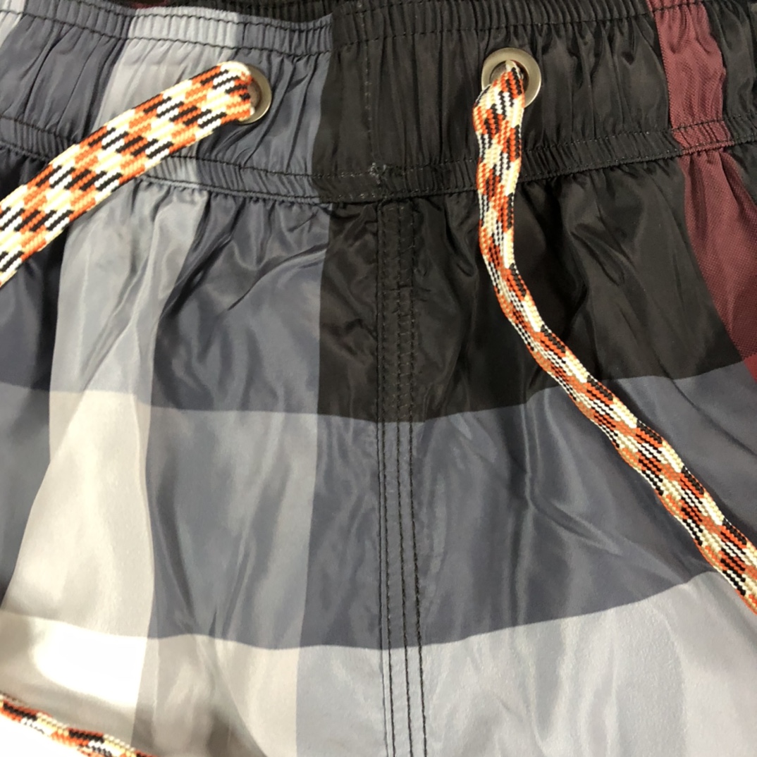 버버리 남성 반바지 136789 Burberry Shorts 썸네일 이미지
