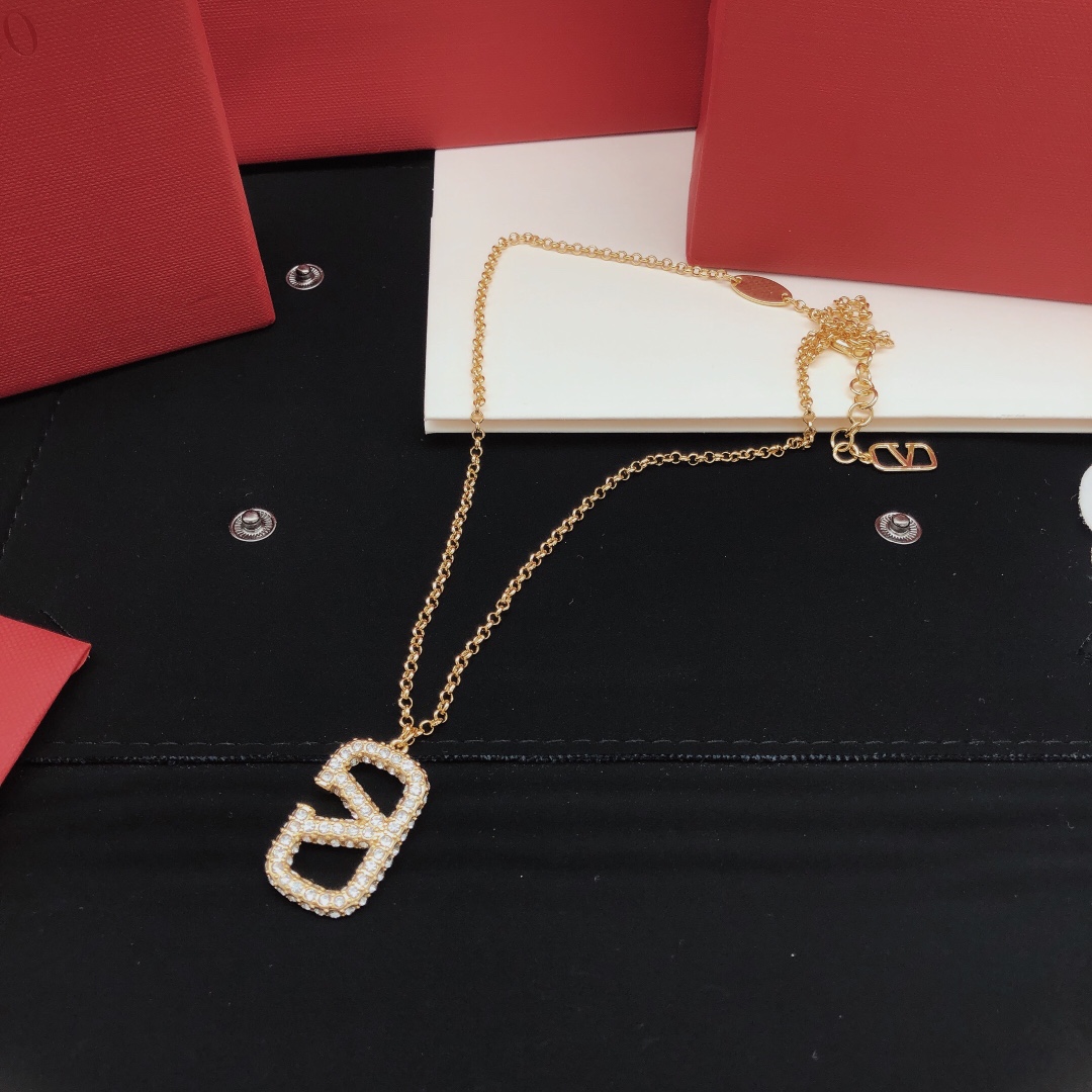 Valentino Haute Couture Haute Joaillerie Fine Jewelry Earrings Necklace 4