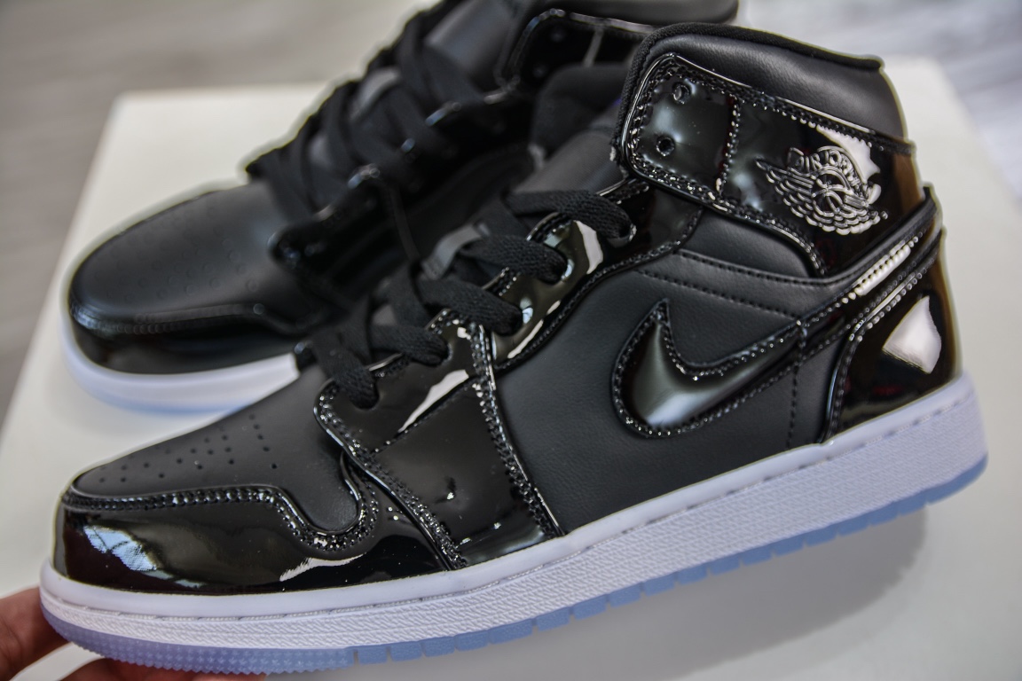 220 原装Air Jordan 1 Mid 漆皮拼接黑中帮系列  DV1308-004