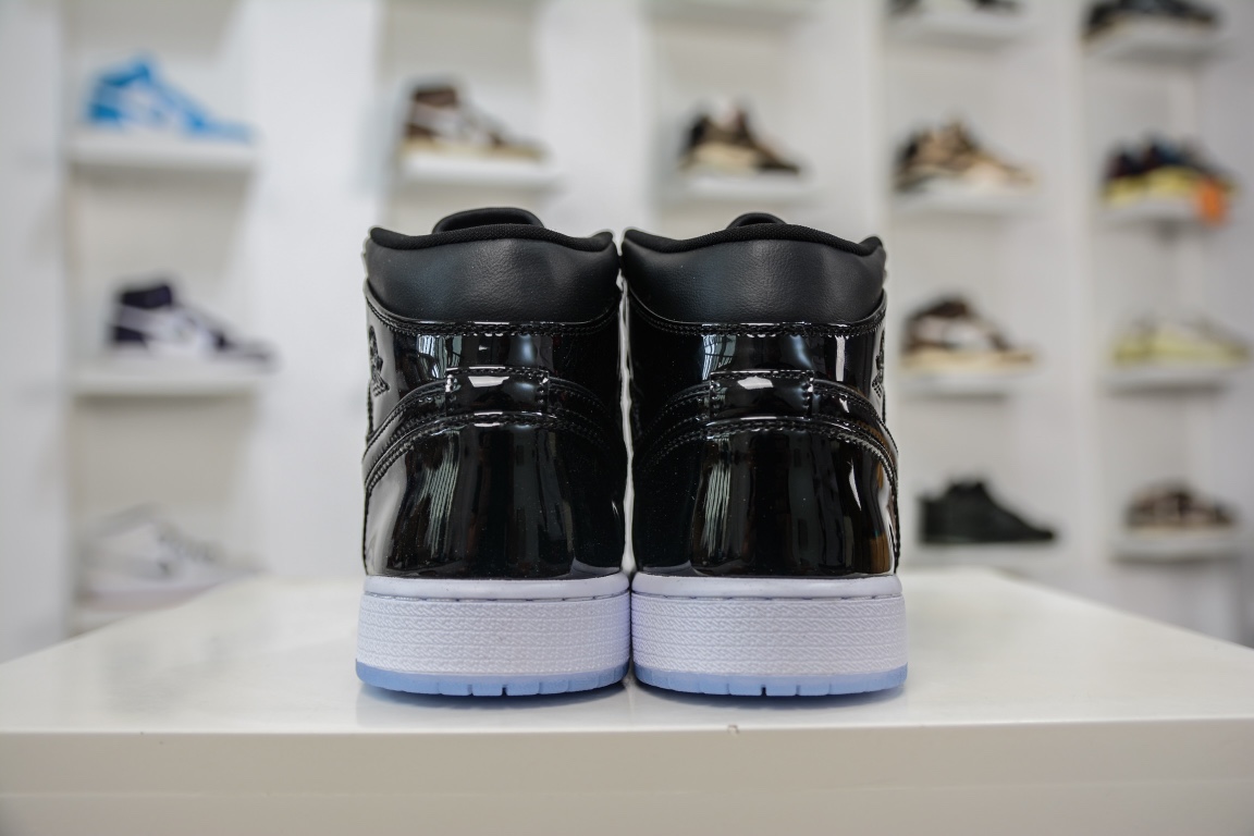 220 原装Air Jordan 1 Mid 漆皮拼接黑中帮系列  DV1308-004