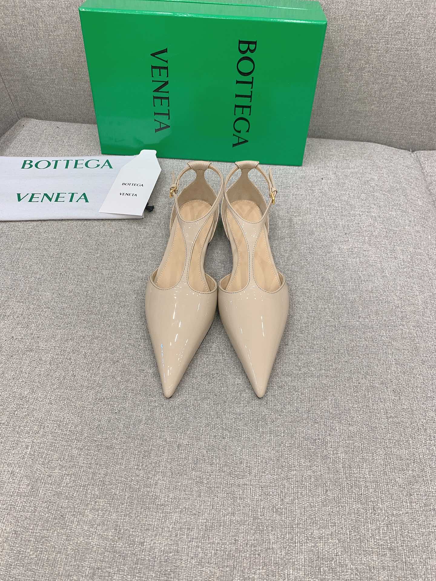 Bottega Veneta Introduces Stylish Pointy Flats, Priced at $725.