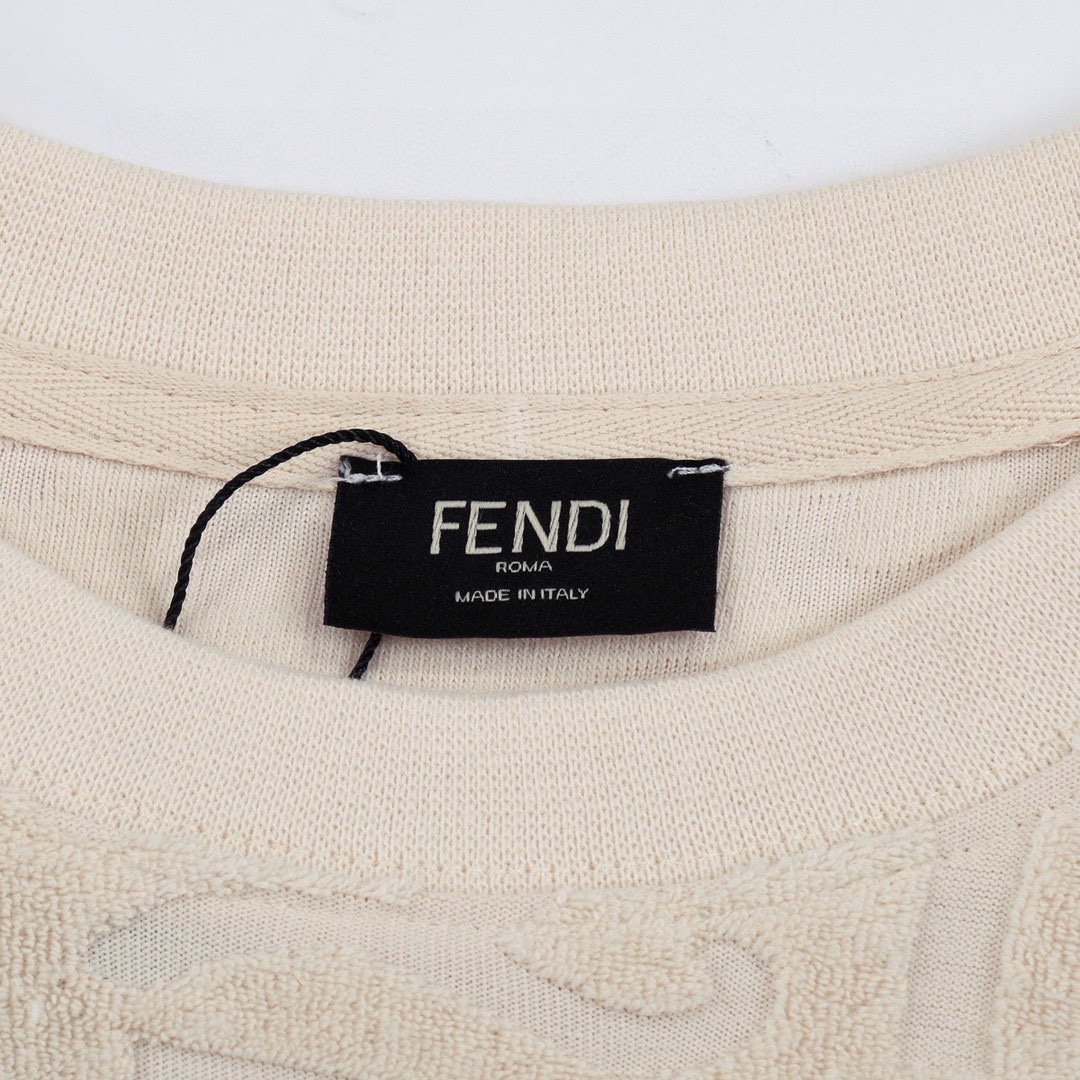 200 芬迪/FENDI 春夏爆款 满身FF提花毛巾面料圆领短袖T恤