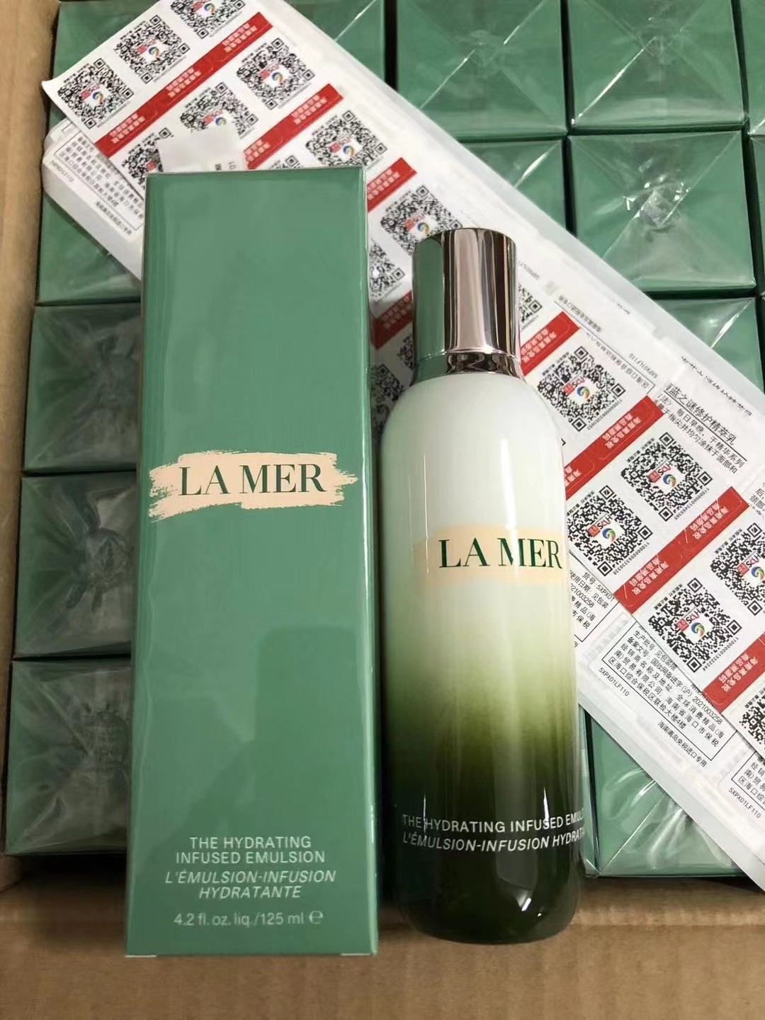 82. Emulsión esencial La Mer 125ml/versión Mingtong 🔜 Versión Mingtong, alta calidad❗️ Nuevo lote: Z84/YB4 🇺🇸 LA MER…