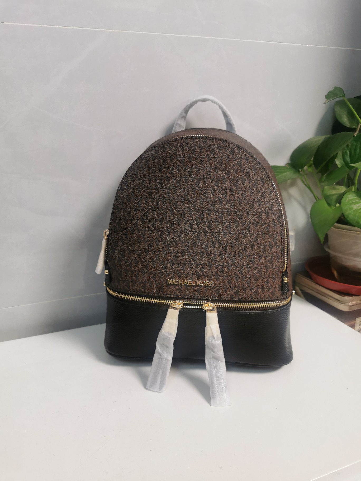 Michael Kors MK背包2拼皮2拼皮黑，A