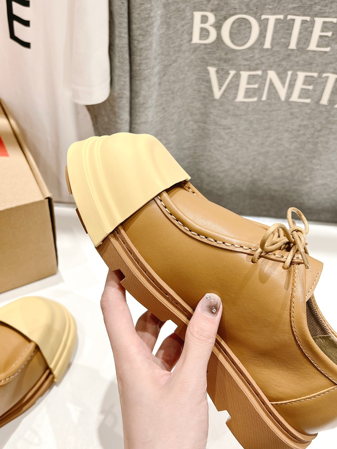 High-End Detachable Camper Shoes with Custom Fabrics and Comfortable Fit - 图片 7
