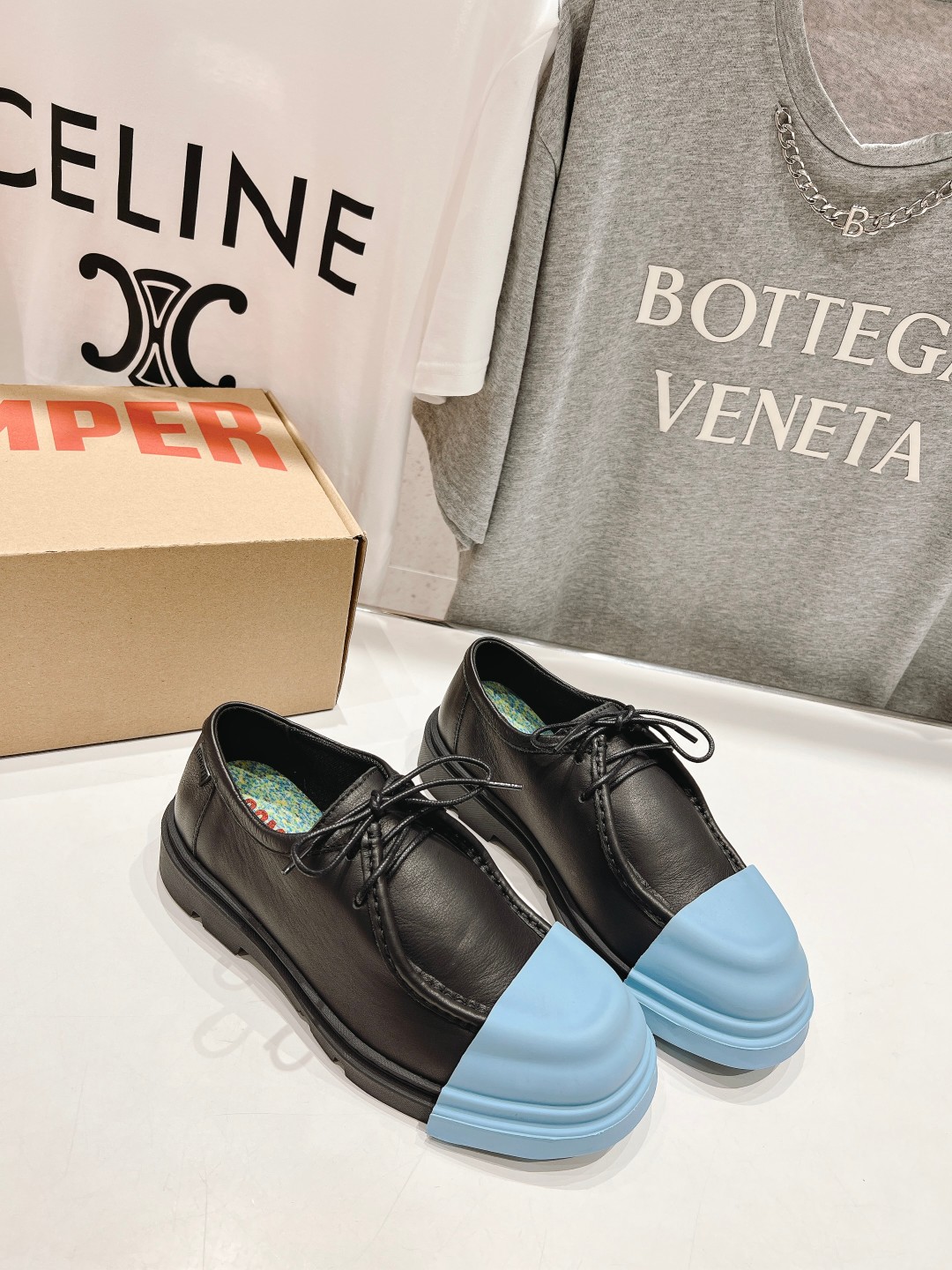 High-End Detachable Camper Shoes with Custom Features and Vibrant Colors - 图片 1
