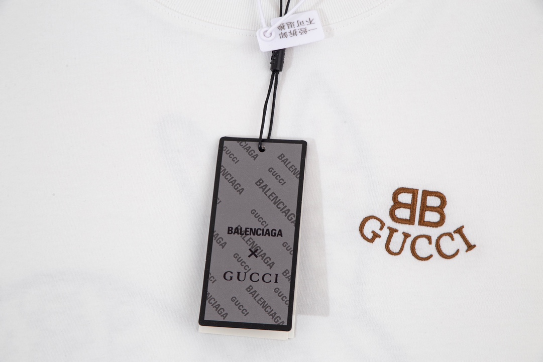 巴黎世家Balenciaga x Gucci古驰联名24SS刺绣小标及后背印花兔短袖T恤