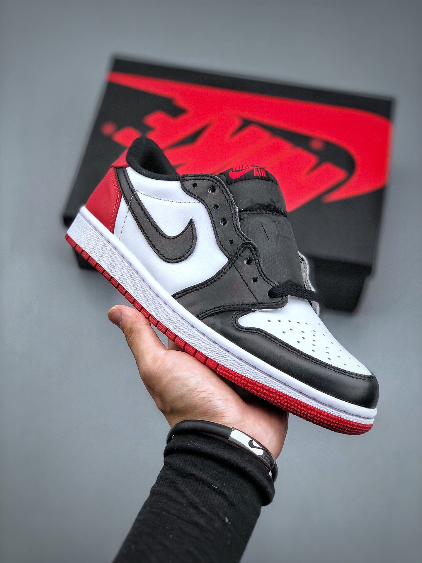 Air Jordan 1 Low OG AJ1低帮 黑白脚趾官方同步新色 立体鞋型 细节完美 高清洁度 购置公司同步原材料货号：CZ0790-106 码数：36-469