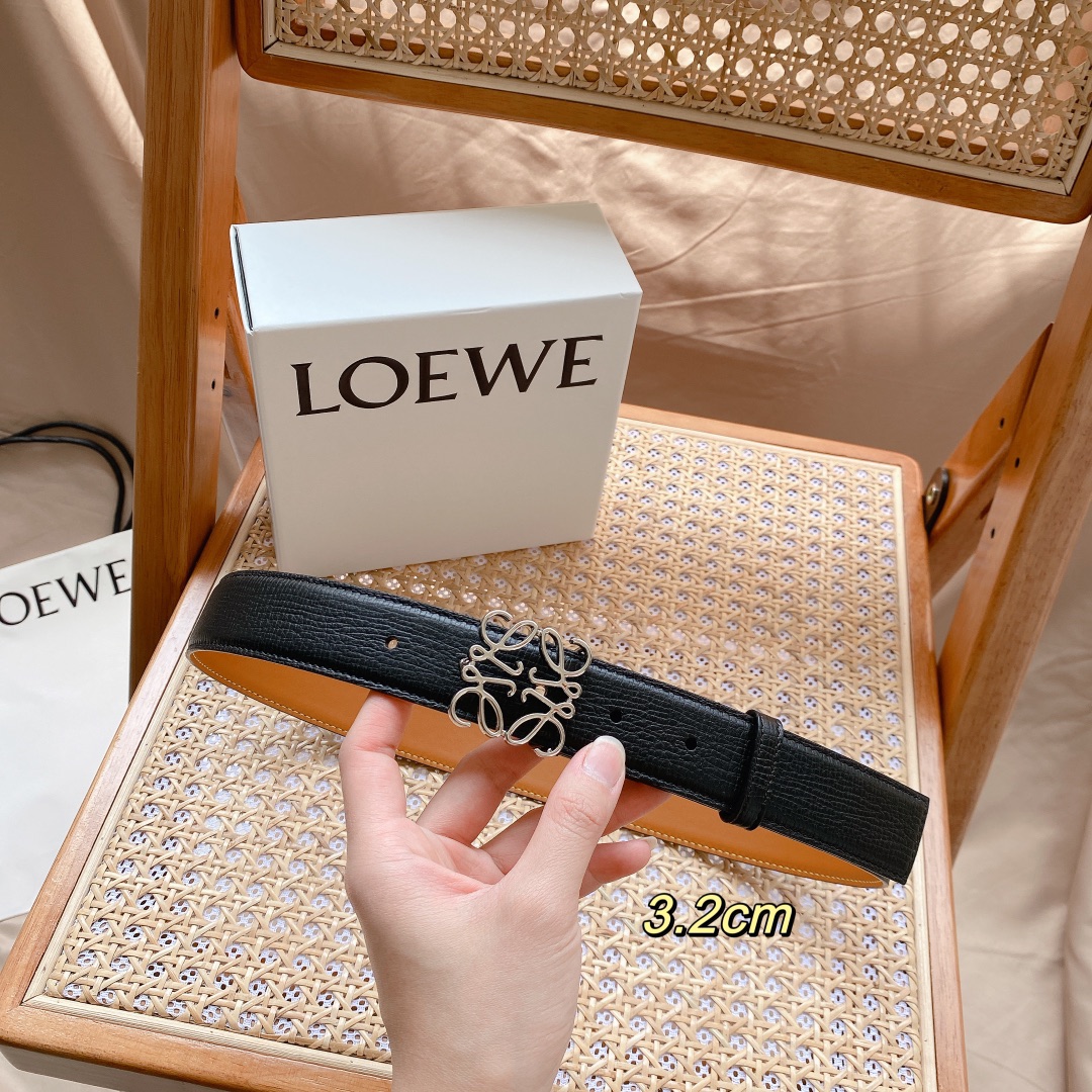 LOEWE3.2cm腰带男女适戴简单