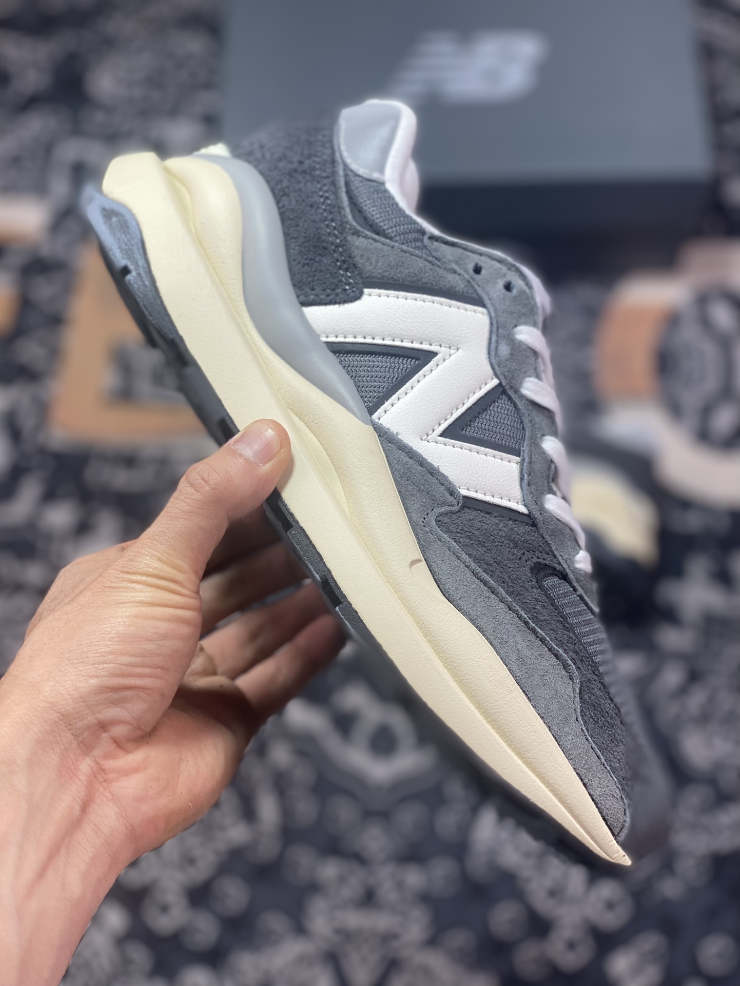 160 New Balance M5740系列复古老爹风休闲运动慢跑鞋“深灰色”M5740VL1