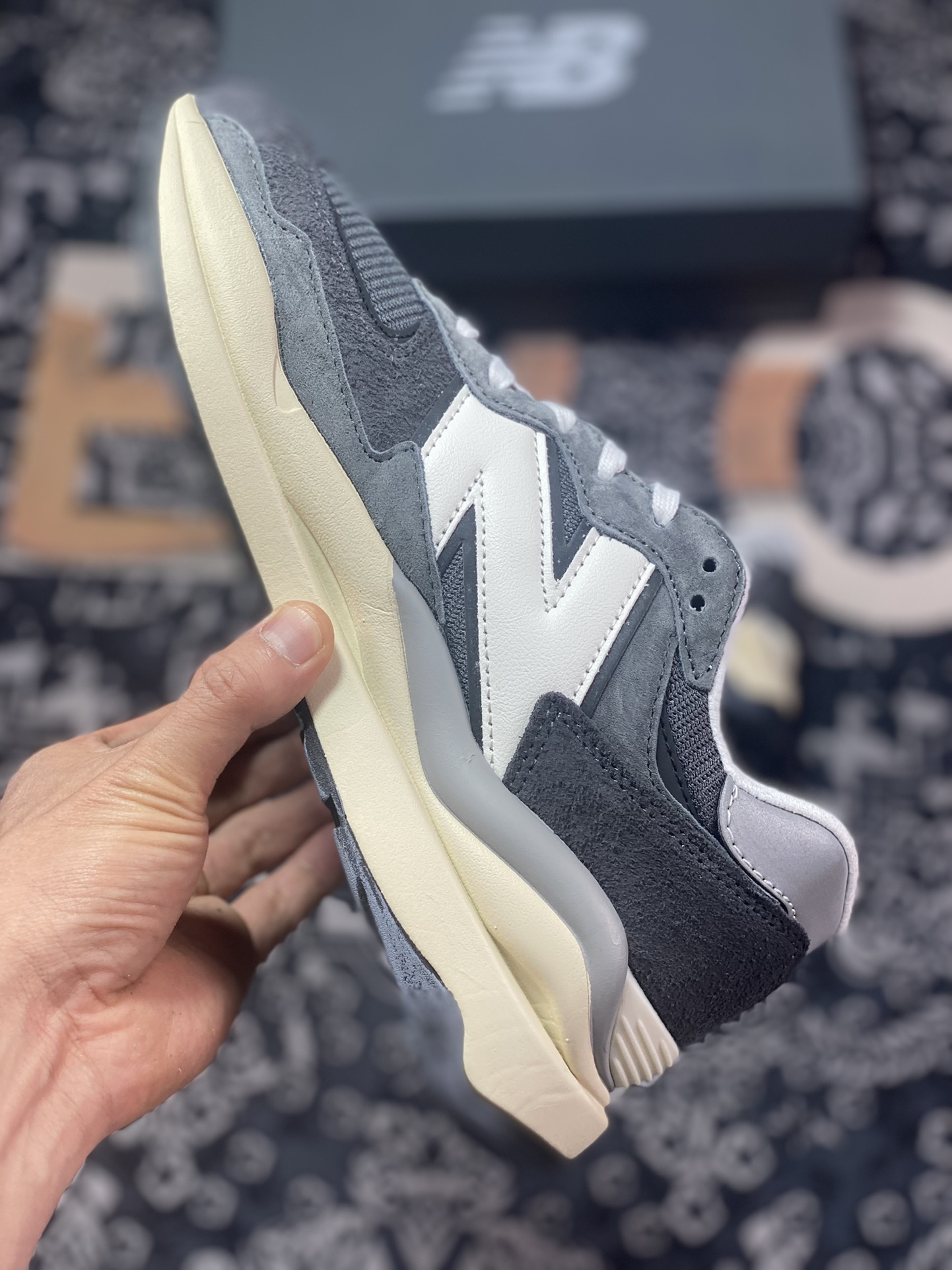 160 New Balance M5740系列复古老爹风休闲运动慢跑鞋“深灰色”M5740VL1