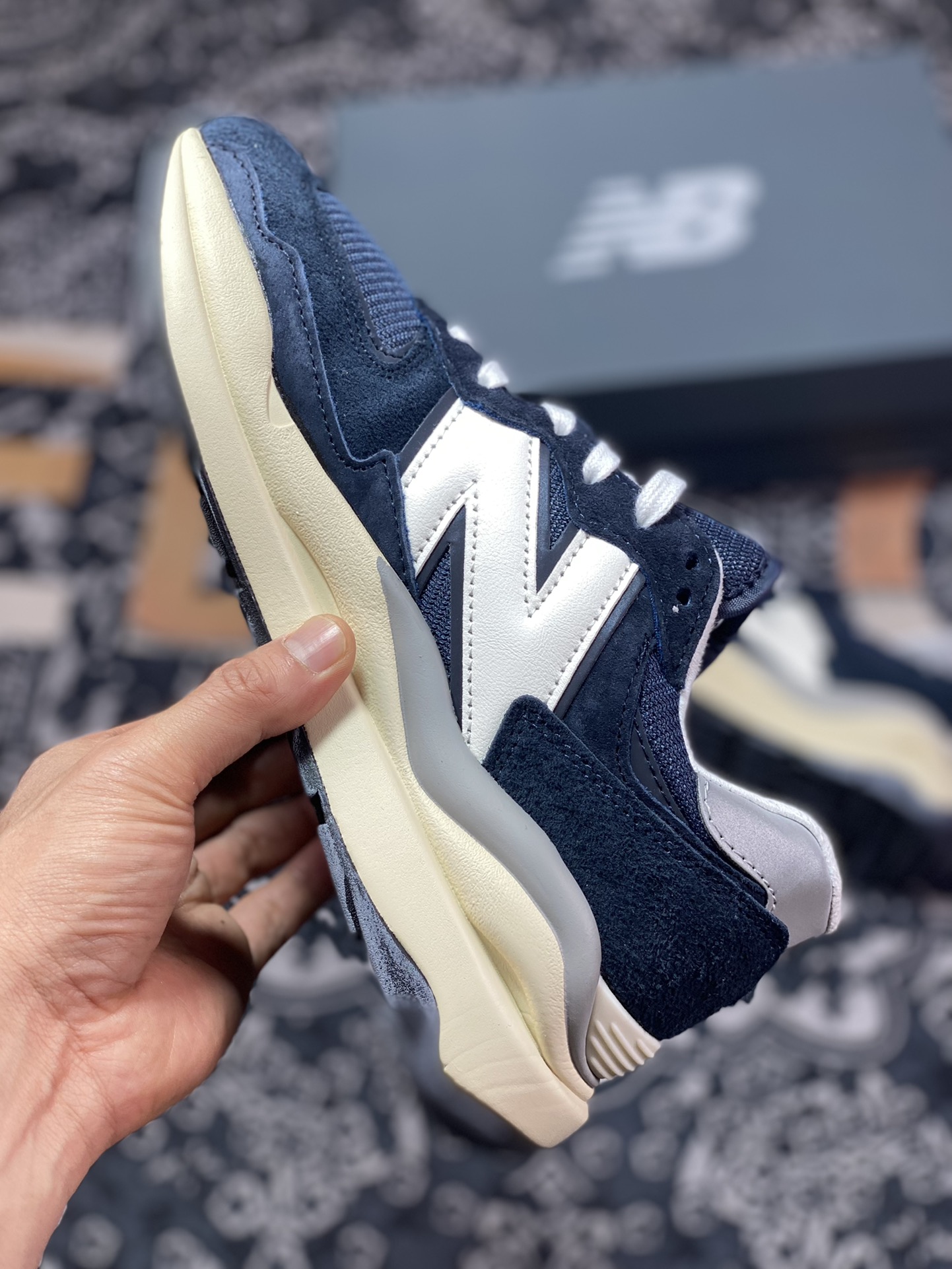 160 New Balance M5740系列复古老爹风休闲运动慢跑鞋“藏青色”M5740VLB