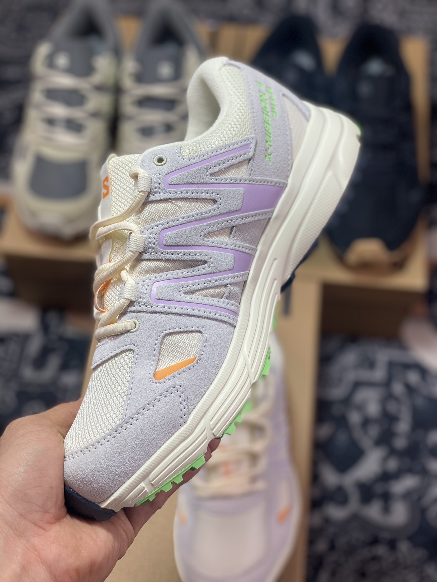 240 萨洛蒙/Salomon X-Mission 4 Suede”Milky White/Purple/Volt”使命4代系列跑步鞋“奶白浅紫橙绿”471384