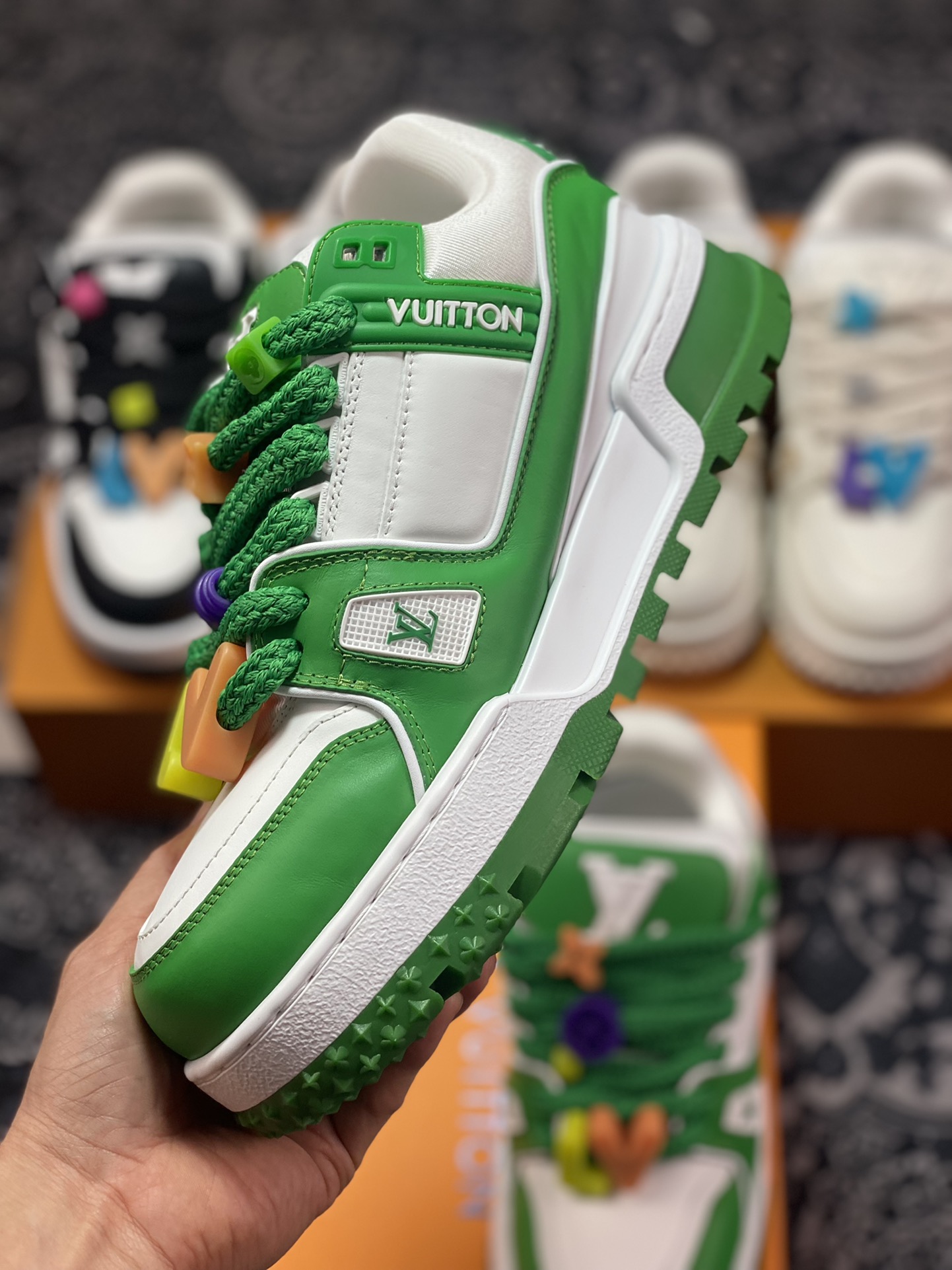 Louis Vuitton Trainer Maxi Low Sneaker basketball sneakers ”Grass Green and White Colorful Shoe Belt Beads” 1AB8SN