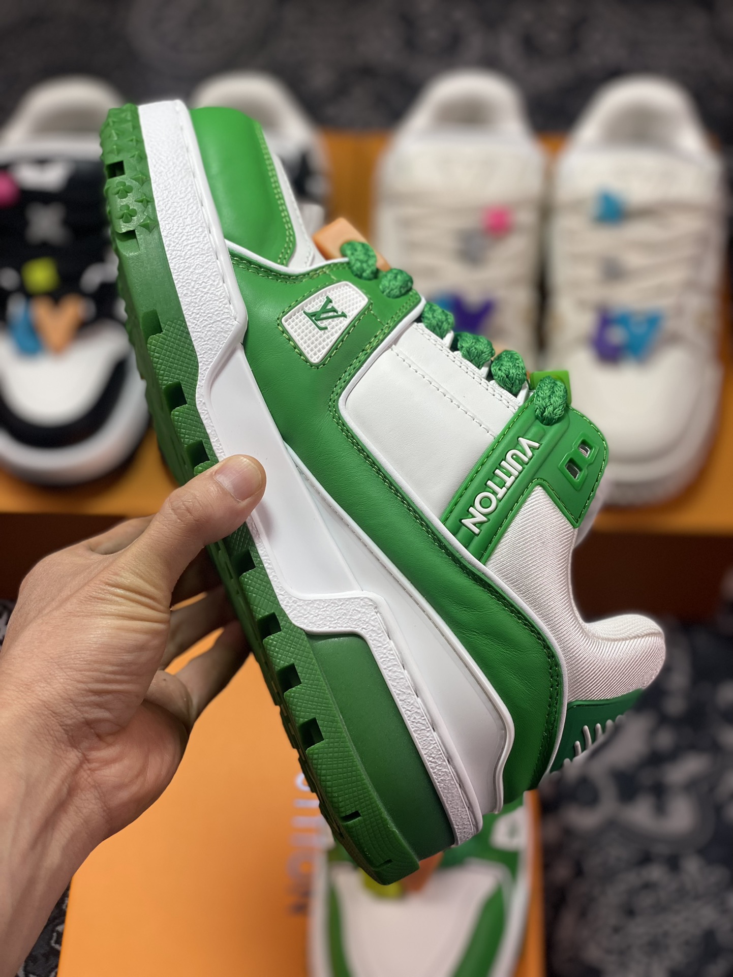 Louis Vuitton Trainer Maxi Low Sneaker basketball sneakers ”Grass Green and White Colorful Shoe Belt Beads” 1AB8SN