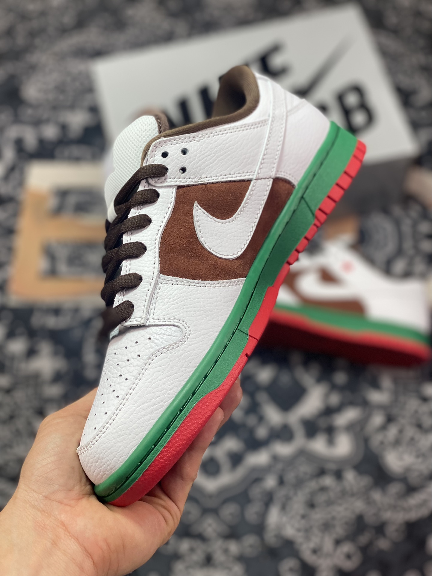 Nike SB Dunk Low Pro ”Cali 2004” Dunk series low-end shoes ”White-green brown Xili 2004 California Limited” 304292-211