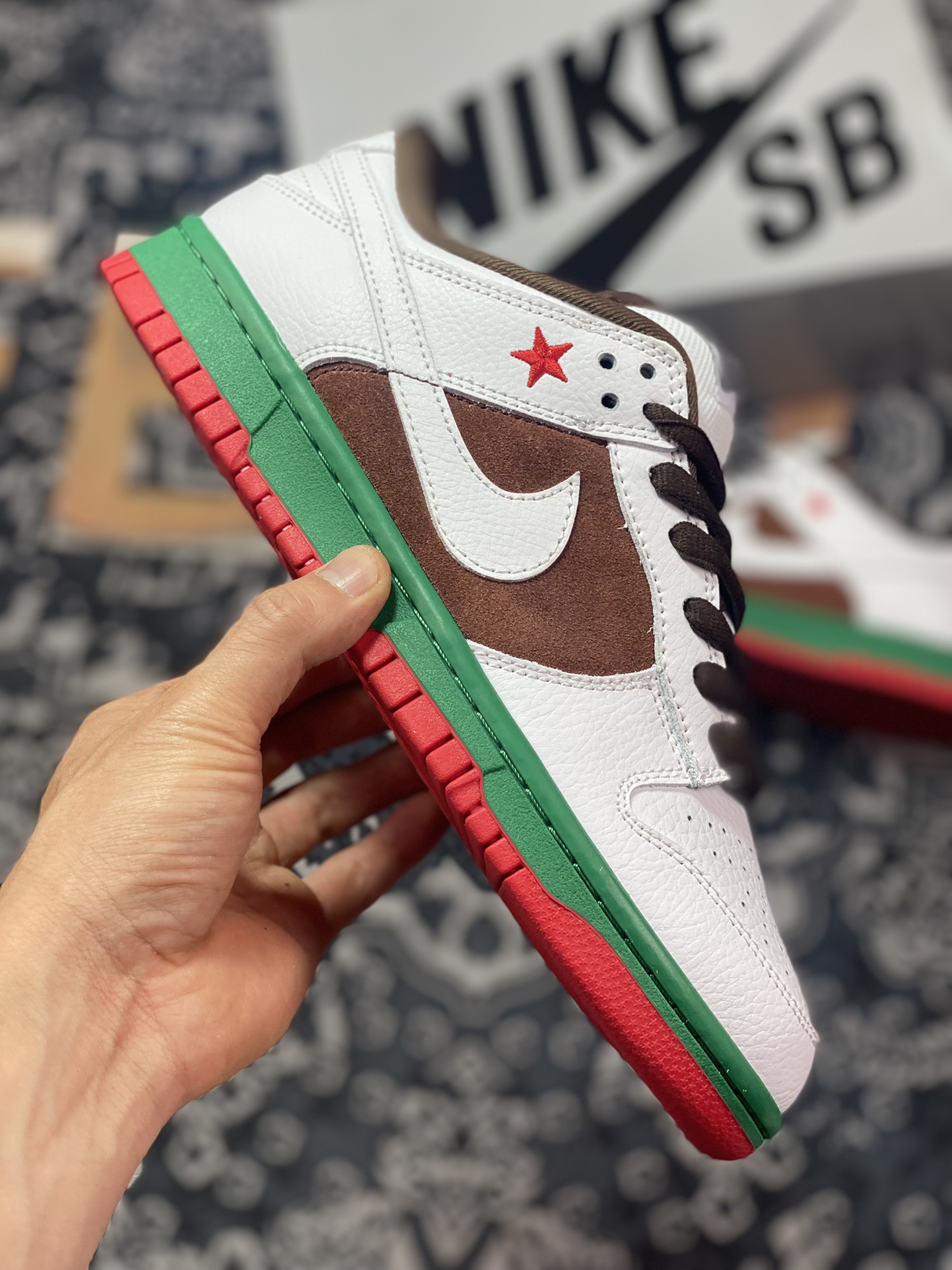 Nike SB Dunk Low Pro ”Cali 2004” Dunk series low-end shoes ”White-green brown Xili 2004 California Limited” 304292-211