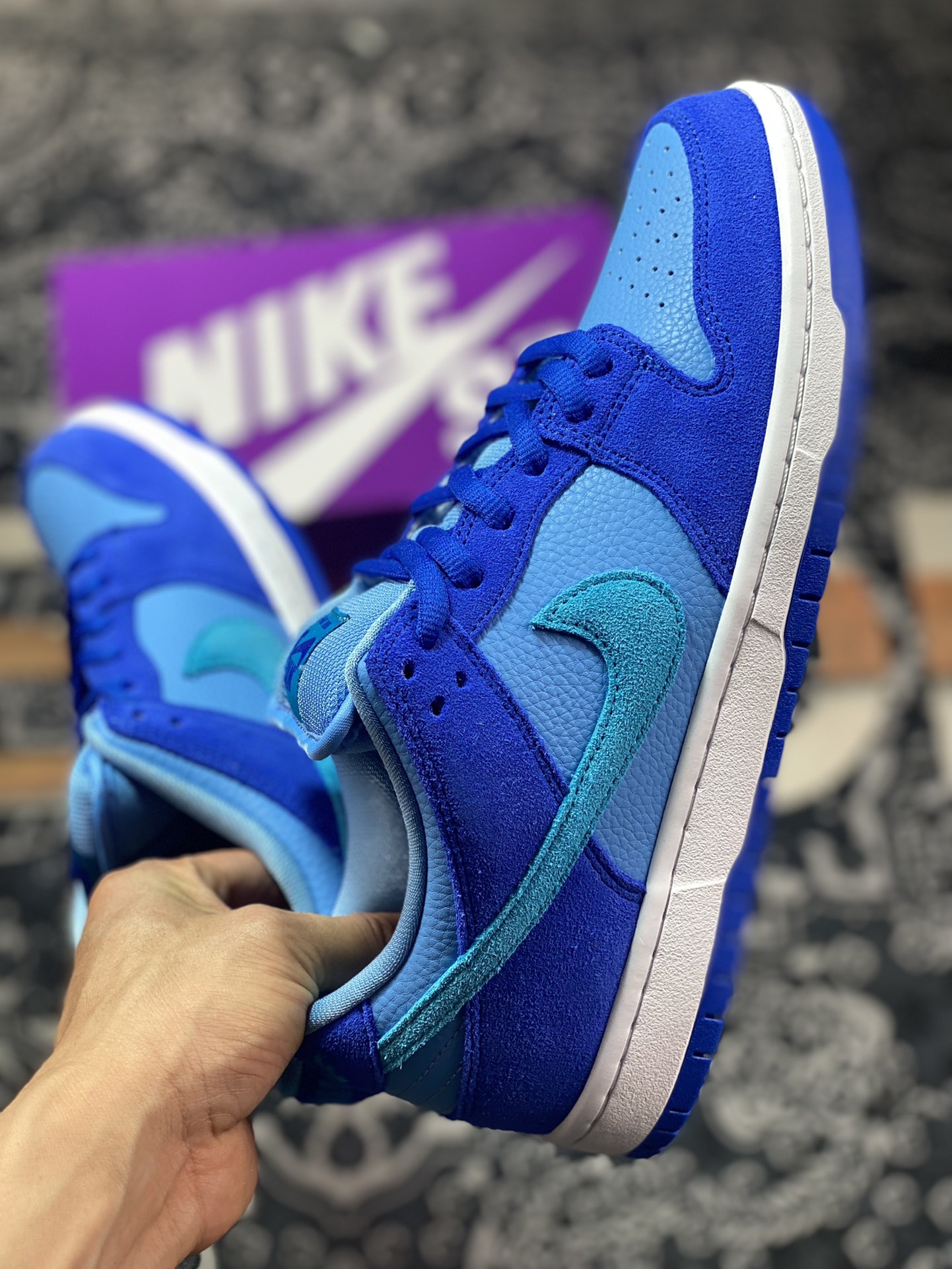 Nike SB Dunk Low ”Blue Raspberry” Dunk Series Low-top Sneakers ”Blue Raspberry” DM0807-400