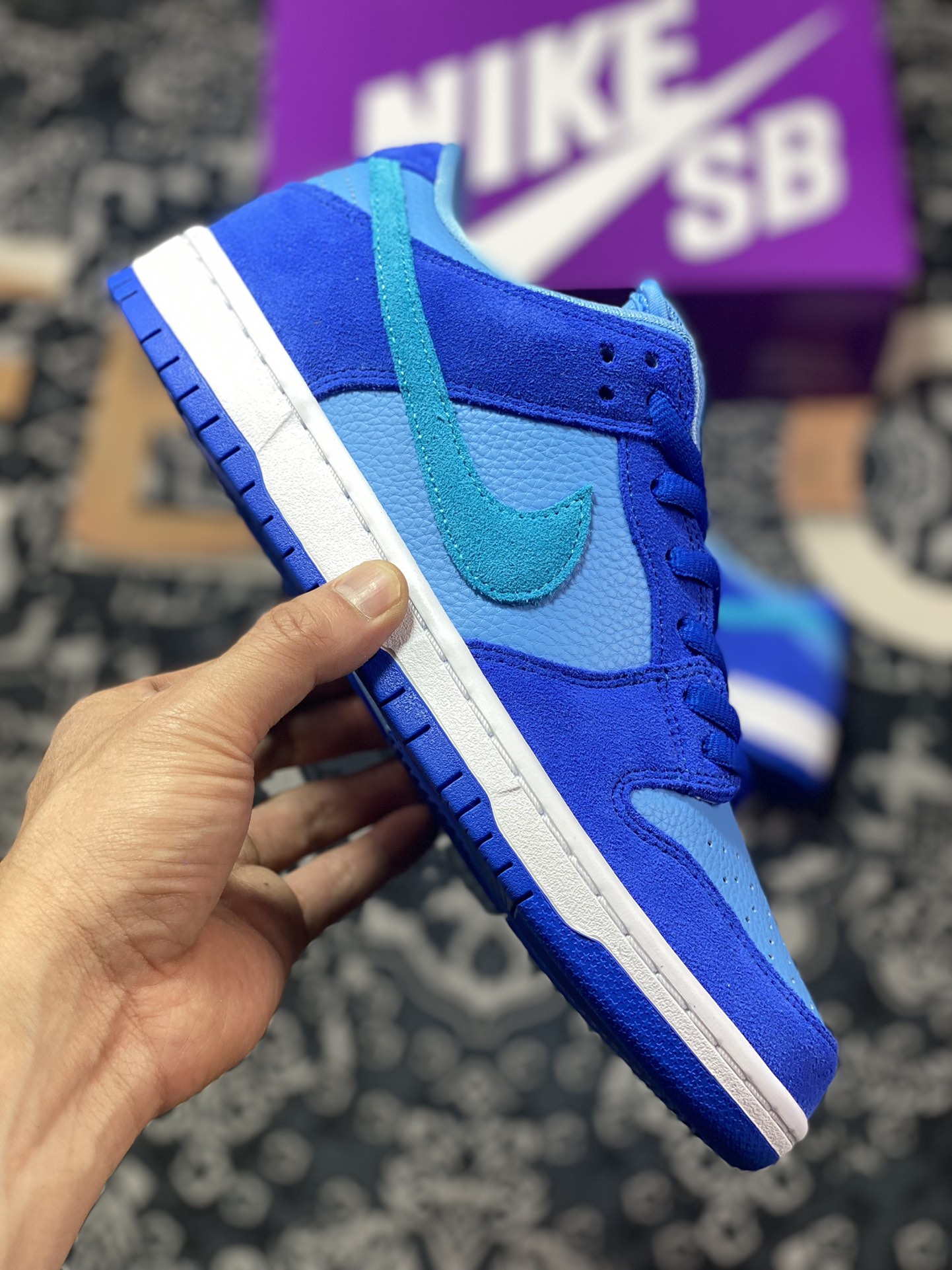 Nike SB Dunk Low ”Blue Raspberry” Dunk Series Low-top Sneakers ”Blue Raspberry” DM0807-400