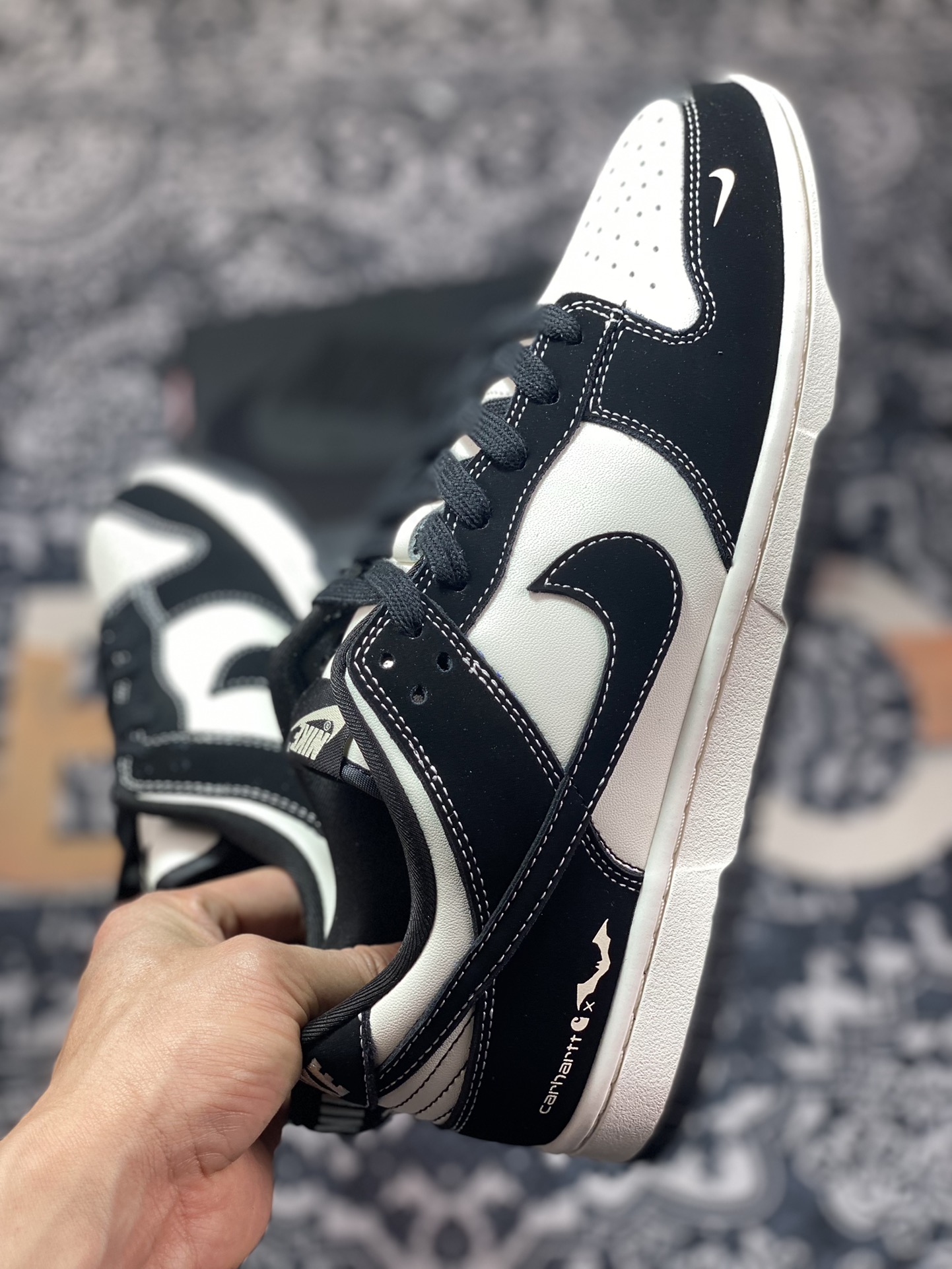 280 Carhartt WIP x Nike SB Dunk Low”Black/Beige/Bat”扣篮板鞋“皮革黑米白卡哈特”FC1688-300