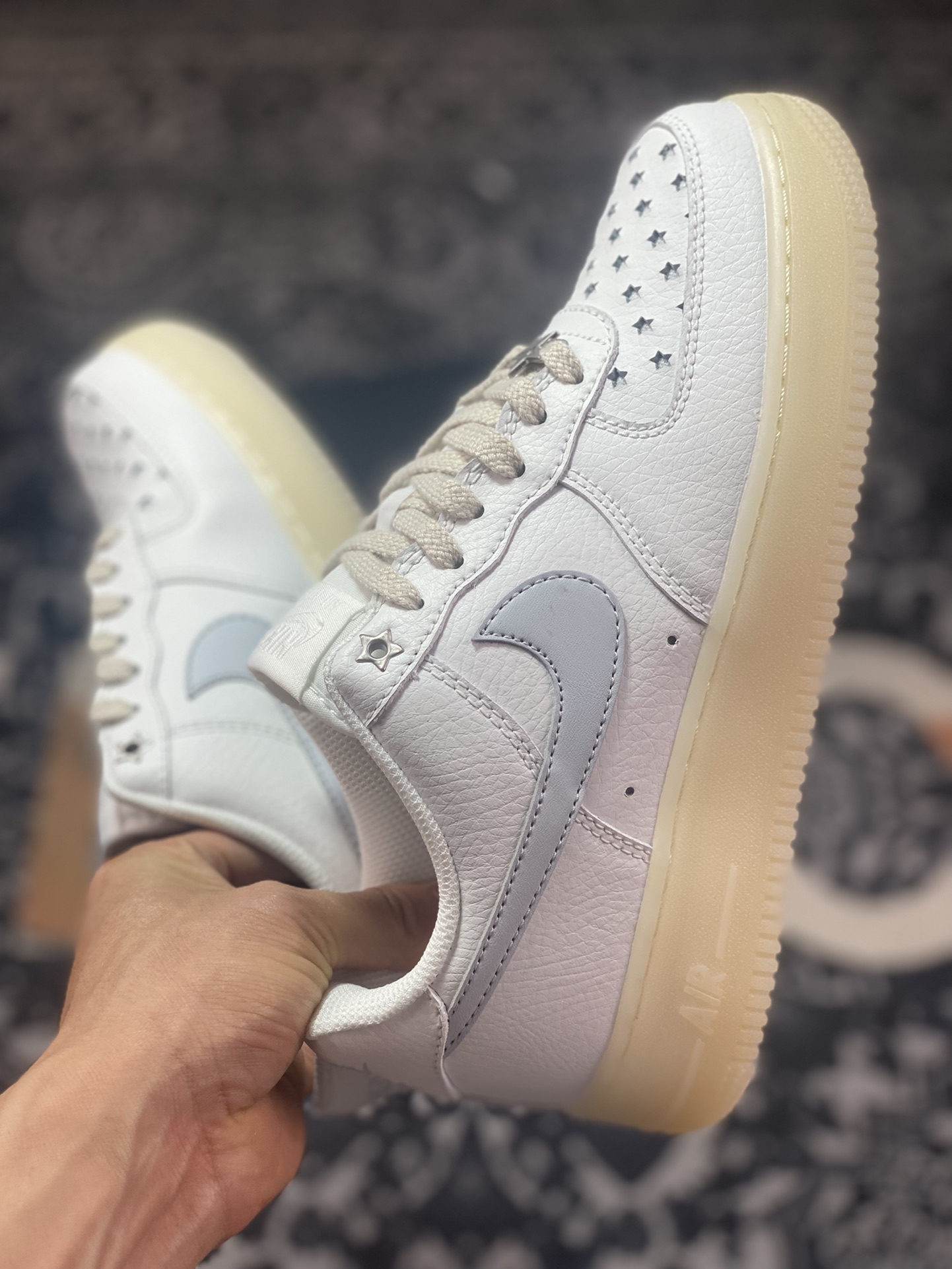 200 Nike Wmns Air Force 1′07 Low”White Pure Platinum”空军一号板鞋“皮革白灰五星冲孔做旧”FD0793-100