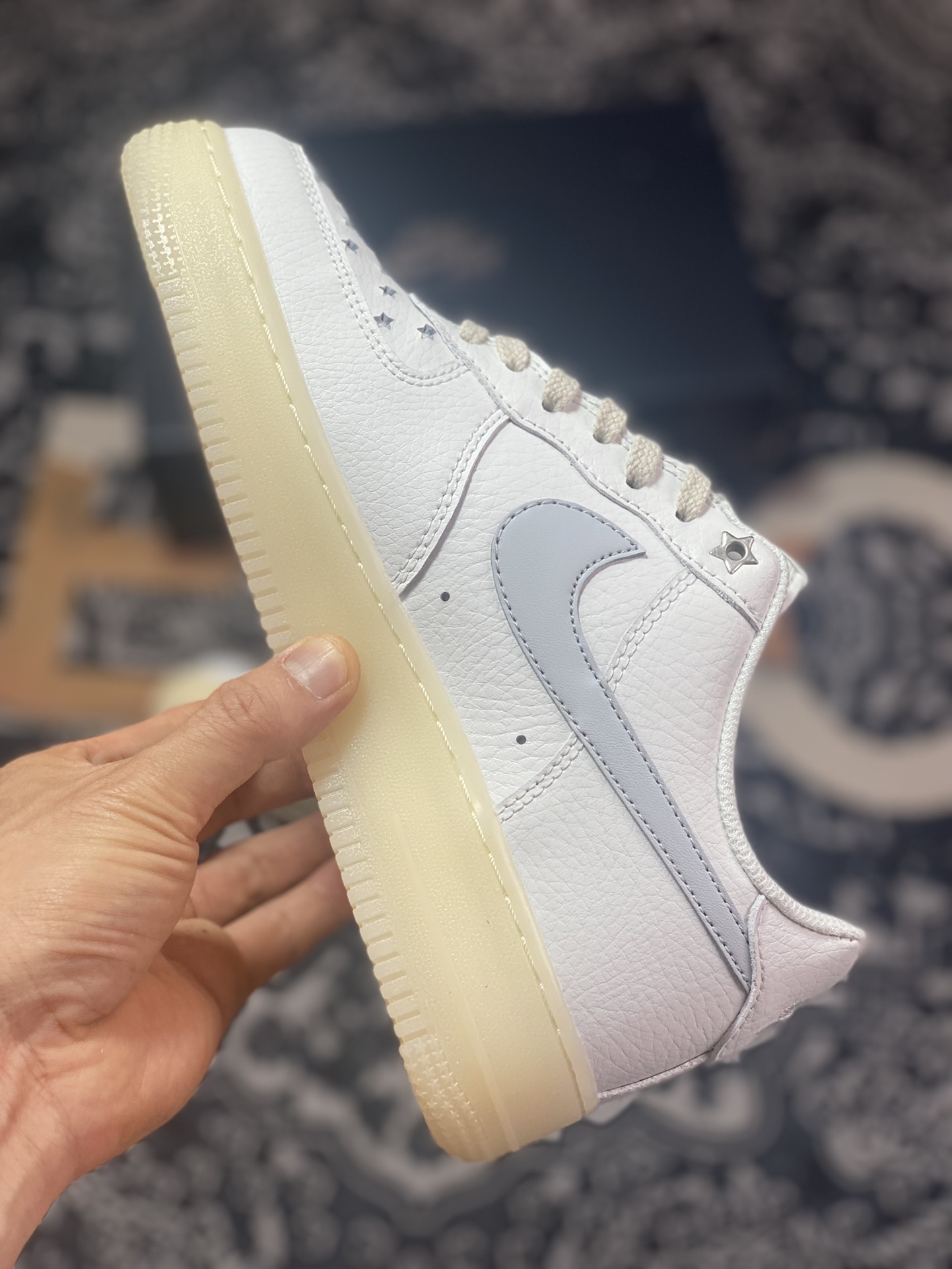 200 Nike Wmns Air Force 1′07 Low”White Pure Platinum”空军一号板鞋“皮革白灰五星冲孔做旧”FD0793-100