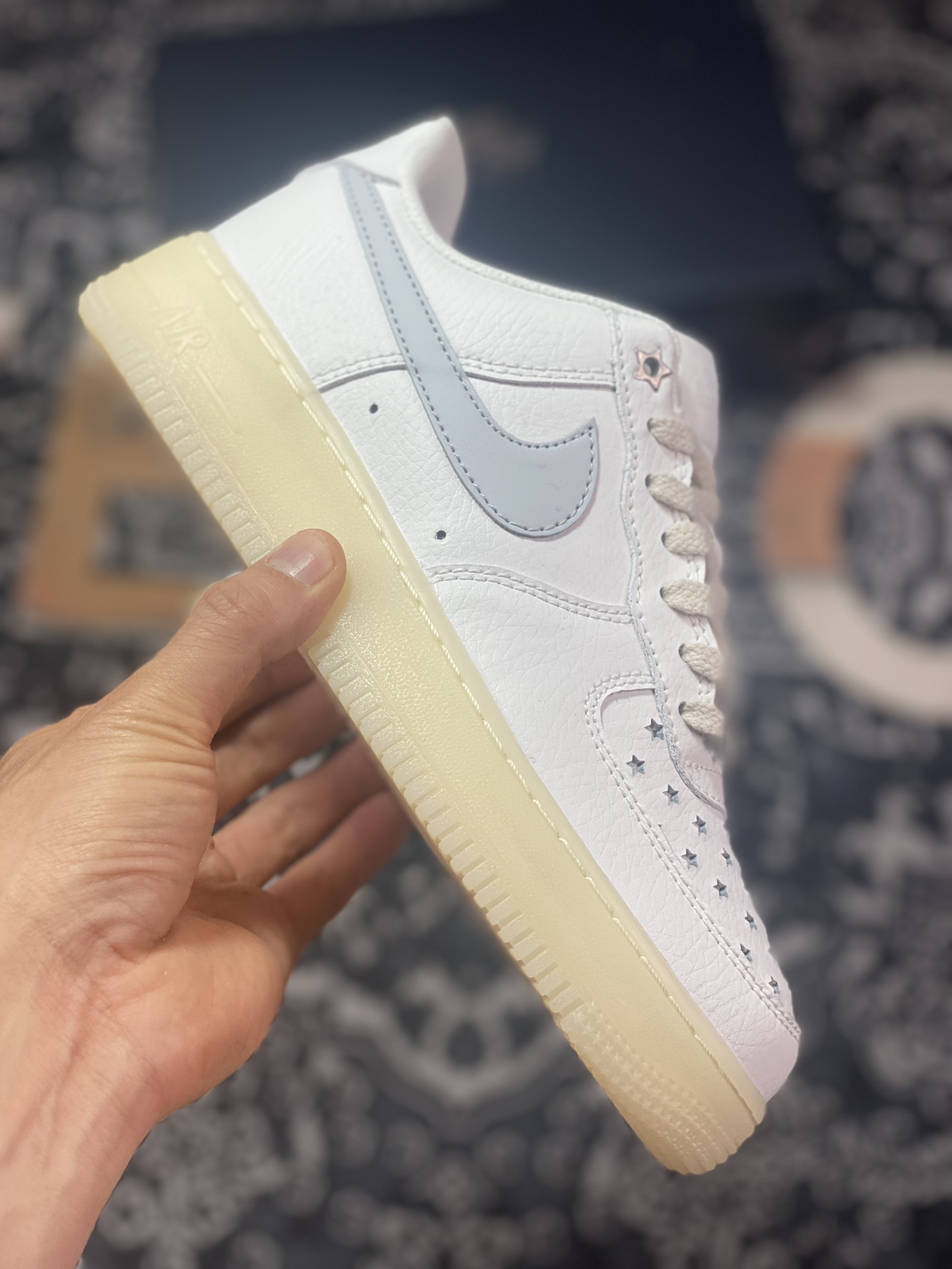 200 Nike Wmns Air Force 1′07 Low”White Pure Platinum”空军一号板鞋“皮革白灰五星冲孔做旧”FD0793-100