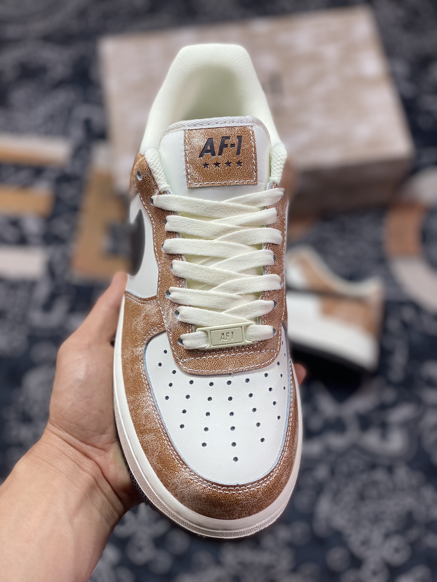 240 Nike By You Air Force 1'07 Low Retro SP空军一号低帮板鞋“皮革米白摩卡棕深褐”BX5815-536